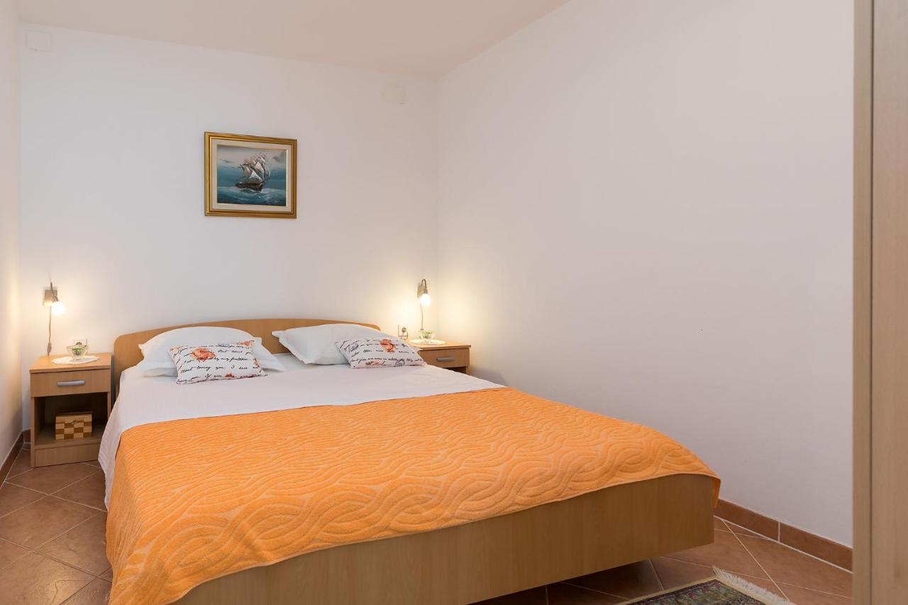 Apartments Marija Funtana Dış mekan fotoğraf